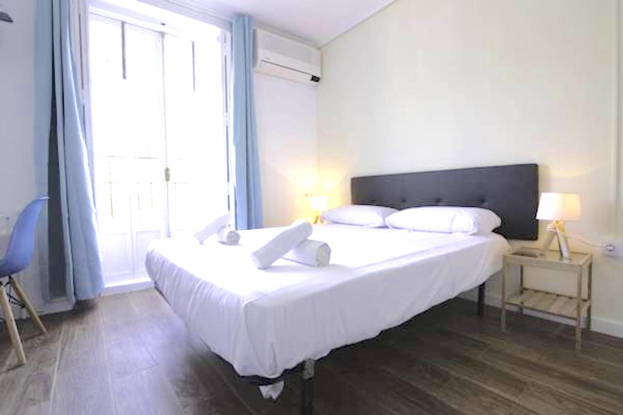 El Magnanimo Rooms & Breakfast Valencia Luaran gambar